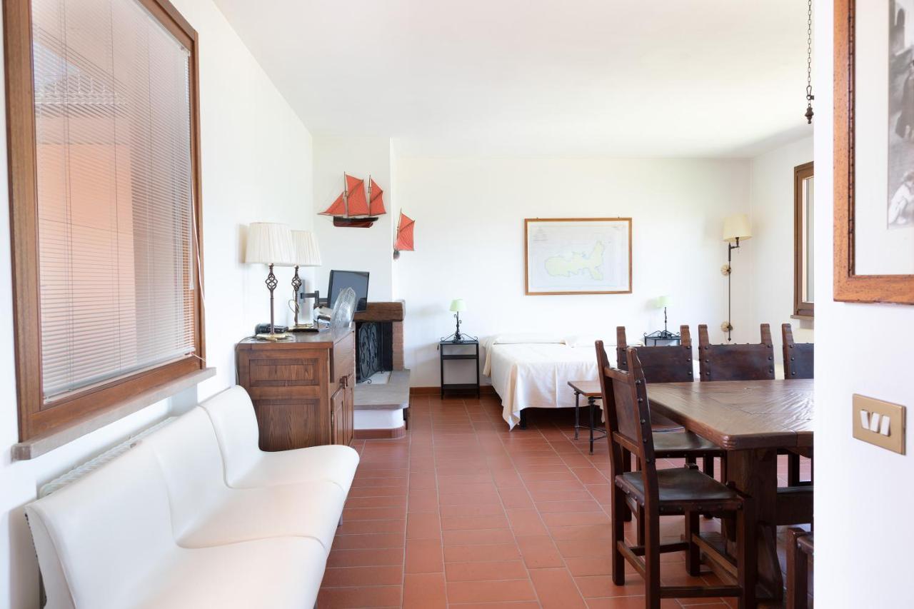 Country Hotel Residence Da Pilade Capoliveri  Ngoại thất bức ảnh